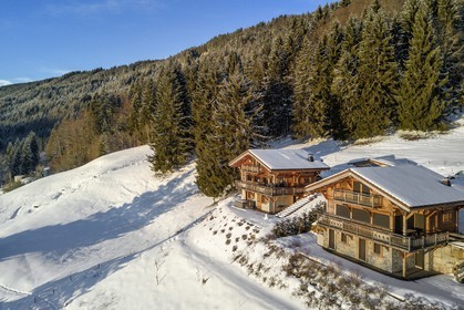 France, Haute-Savoie (74), station de ski Les Carroz d'Arâches, village d'Arâches-la-Frasse
