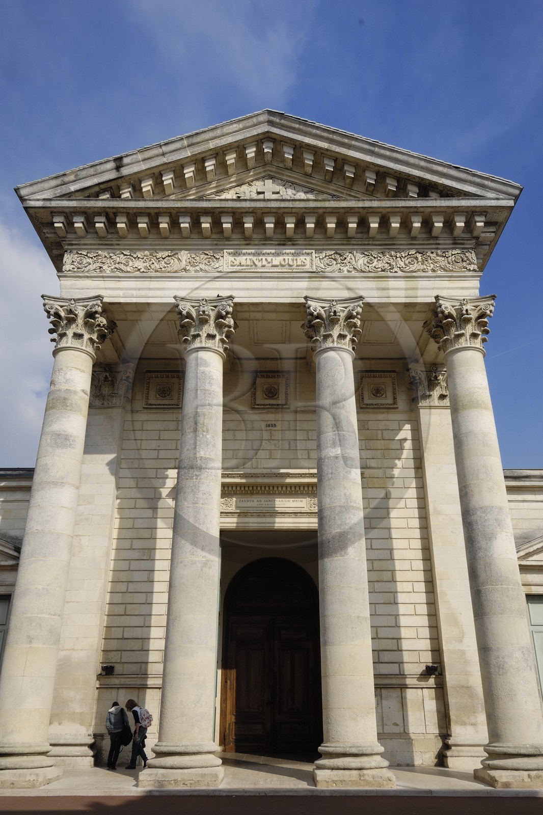 France, Charente-Maritime (17), Rochefort, la place Colbert, église Saint-Louis