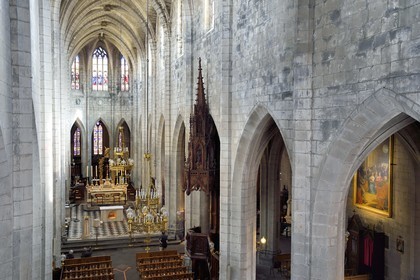 France, Cantal (15), Saint-Flour, cathédrale Saint-Pierre construite en pierre volcanique