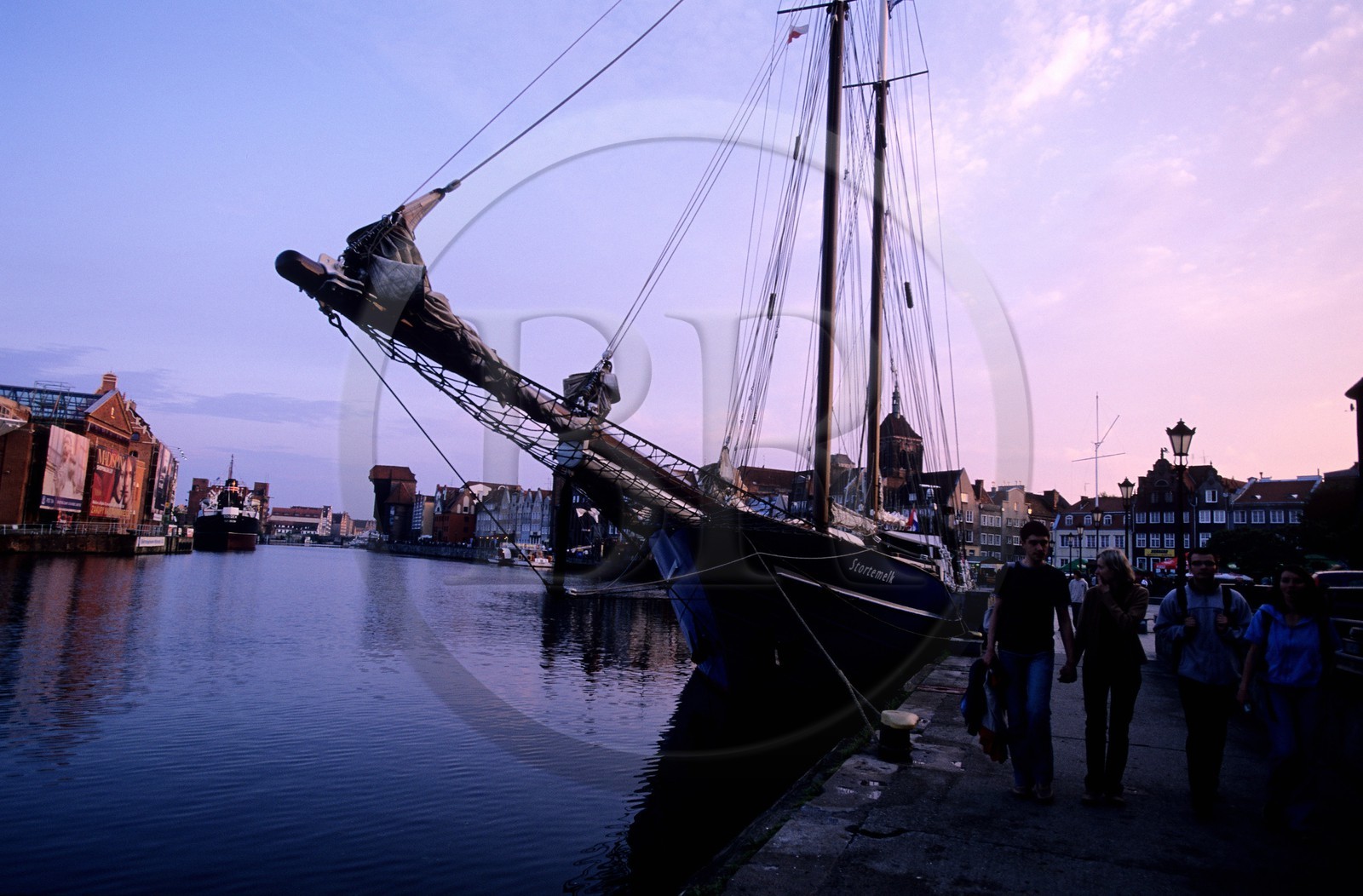 Pologne, Poméranie Orientale, Gdansk, le Long-Quai (Dlugie Pobrzeze) du vieux port
