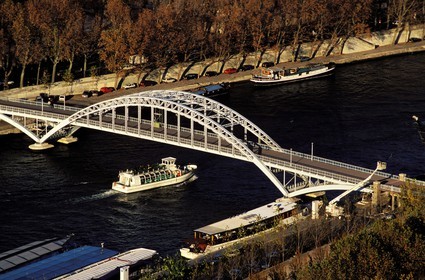 France, Paris, banks of the Seine river listed as World Heritage by UNESCO, Debilly Footbridge