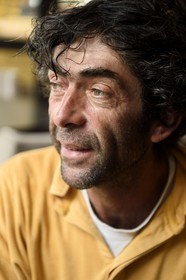 France, Var (83), Iles d'Hyères, parc national de Port Cros, Ile de Porquerolles, port du village, le pêcheur Pierre Pironneau