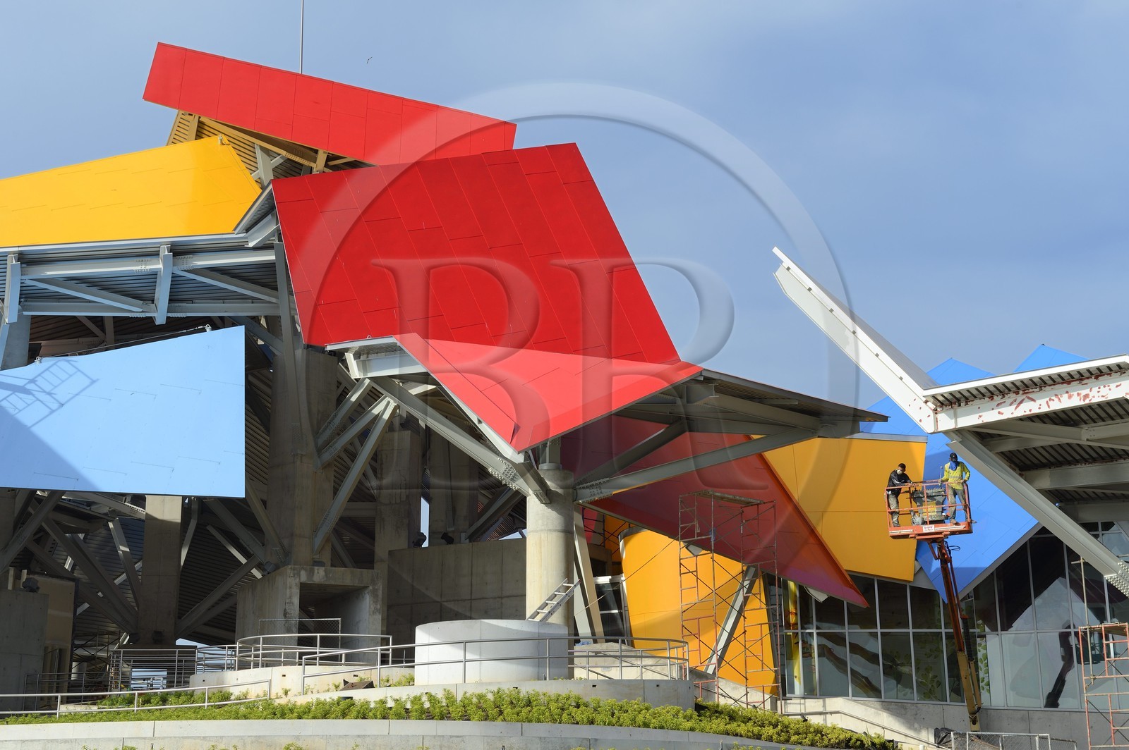 Panama, Panama City, le Musée de la biodiversité nommé Pont de la vie de Panama par l'architecte Frank Gehry, encore en construction en 2014