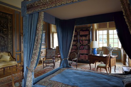 France, Dordogne, Périgord Noir, Hautefort castle, the room of honor