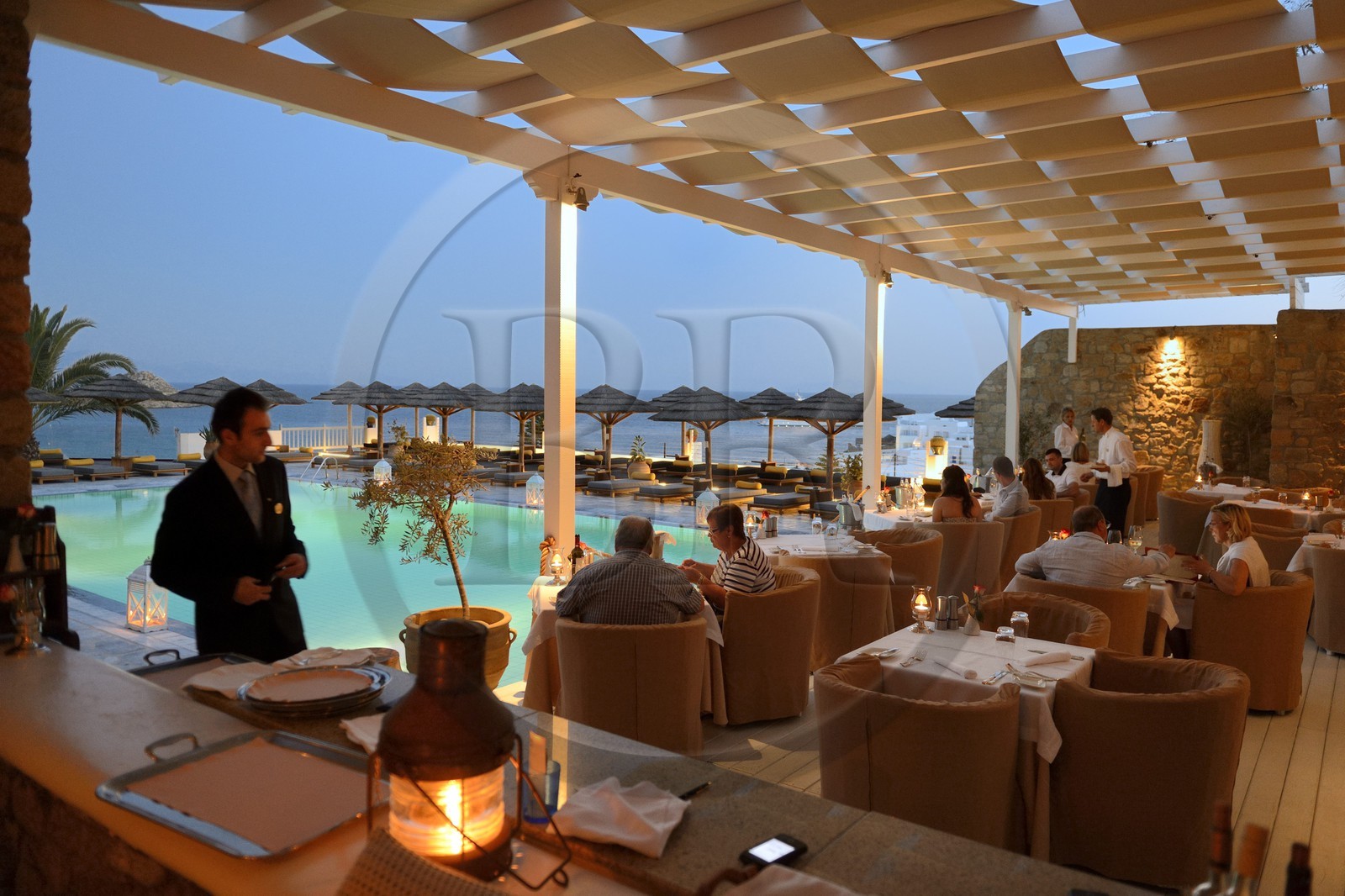 Grèce, Les Cyclades, mer Égée, île de Mykonos, village de Platis Gialos, l'hôtel Relais & Châteaux Myconian Ambassador Thalasso Spa