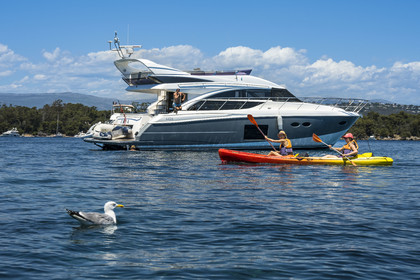 France, Alpes-Maritimes, Cannes, kayaking in the Lerins Islands, passage in the stretch of sea between the two islands of Lérins, the islands of Saint-Honorat and Sainte-Marguerite