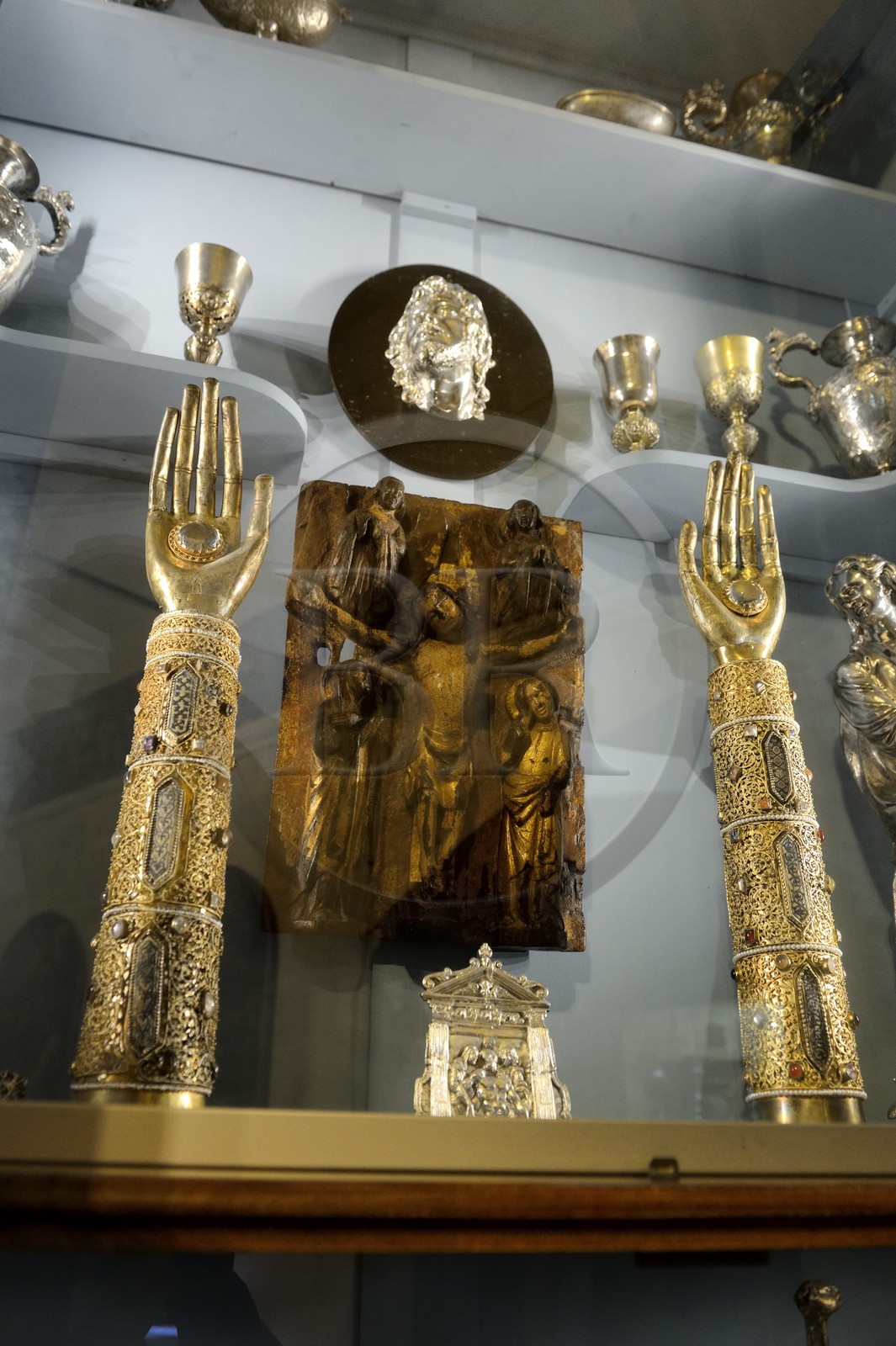 Croatie, Dalmatie, côte dalmate, Trogir, centre historique classé Patrimoine Mondial de l'UNESCO, la Cathédrale Saint Laurent de Trogir, reliques dans le Tresor