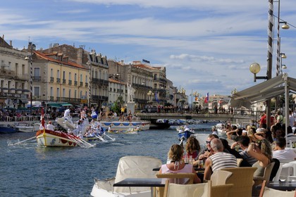 France, Herault, Sete, canal Royal (Royal Canal), Fete de la Saint Louis (St Louis's feast), sea jousting