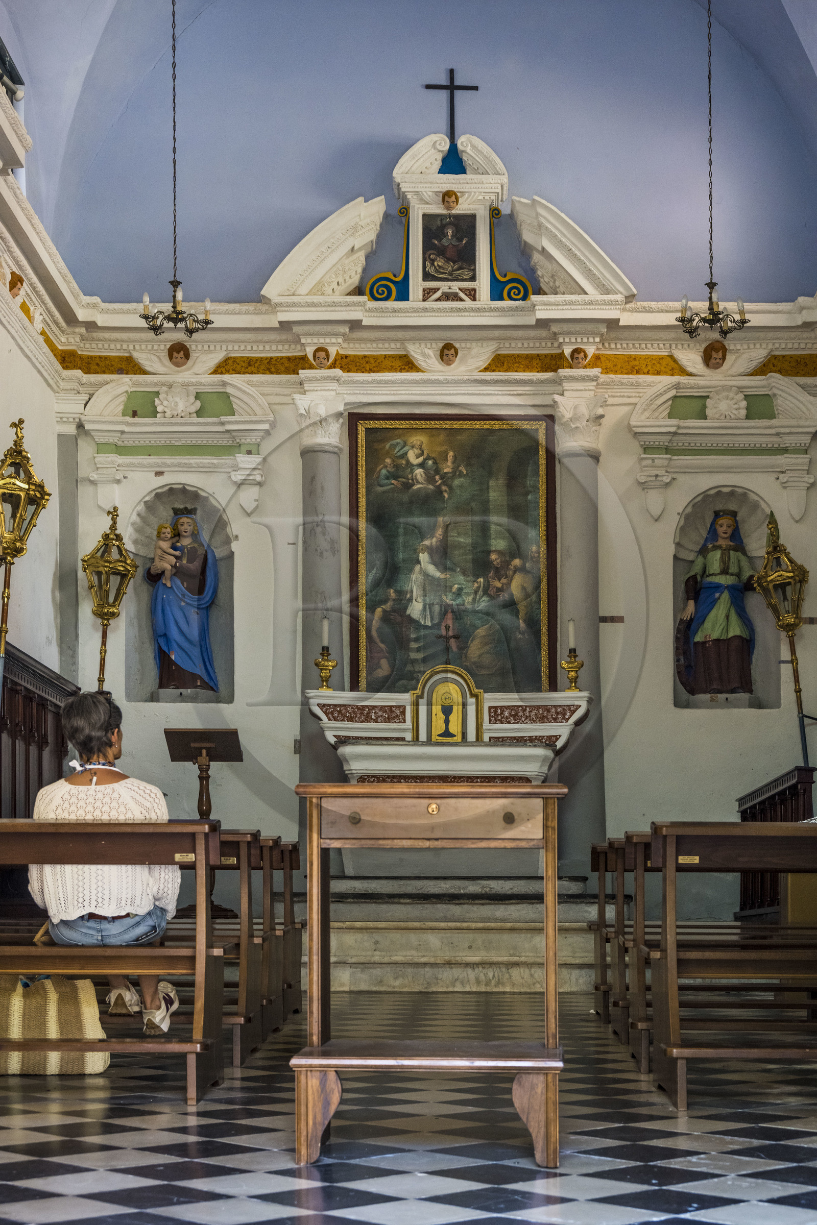 Italie, Ligurie, Cinque Terre, parc national des Cinque Terre classé Patrimoine Mondial de l'UNESCO, village de  Corniglia, l'oratoire de la Disciplinati di Santa Caterina sur la place principale Largo Taragio