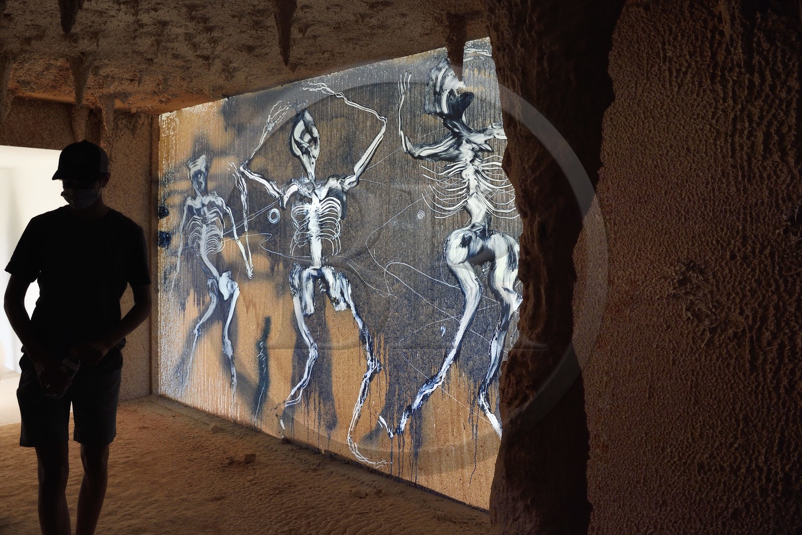 France, Var (83), Iles d'Hyères, parc national de Port Cros, Ile de Porquerolles, la Fondation Carmignac, l'exposition Ressac oeuvre de Miquel Barcelo métamorphose toute la galerie voutée de la Villa