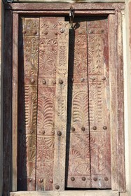 Sultanat d'Oman, Gouvernorat d'Al-Batina du Sud, Hajar occidental, Wadi Mistall, village de Wakan (Wukan), porte traditionelle omanaise