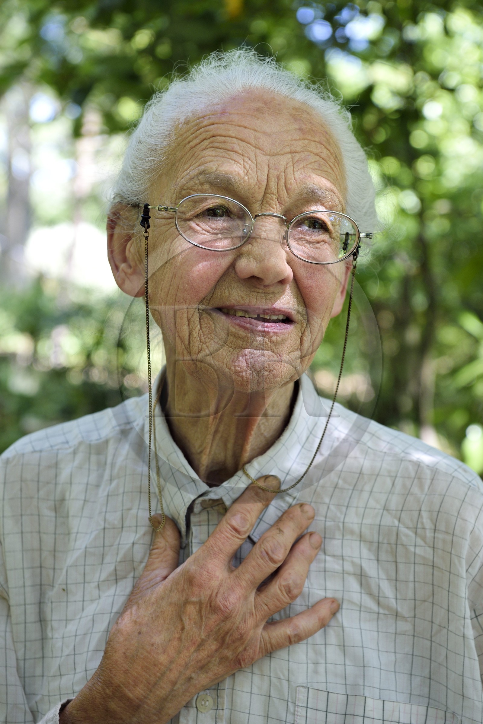 France, Var (83), golfe de Saint-Tropez, Gassin, labellisé Les Plus Beaux Villages de France, le jardin botanique L’Hardy-Denonain, Marie-Thérèse L’Hardy