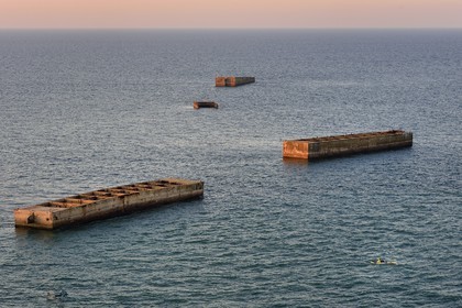 France, Calvados, Arromanches les Bains, Mulberry B remains, Port Winston, Phoenix breakwaters