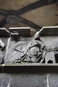 France, Puy de Dome, Clermont Ferrand, Montferrand district, Régin mansion also called the former house of the Annunciation in the rue de la Rodade, 15th century staircase and galleries, the Virgin receiving the Annunciation