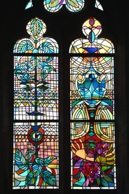 France, Moselle (57), Metz, l'église Saint-Maximin abrite les seuls vitraux connus dessinés par Jean Cocteau