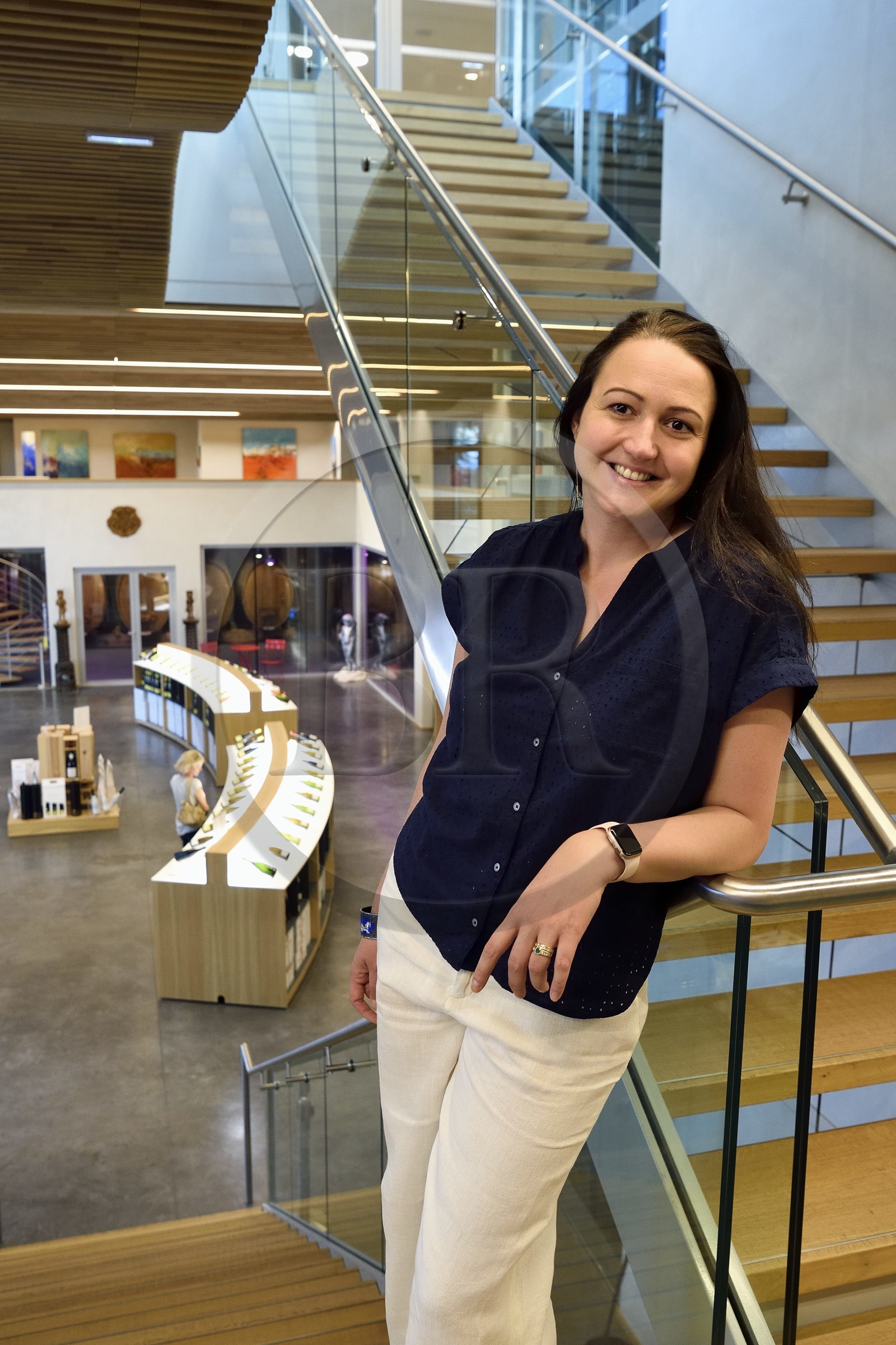 France, Haut-Rhin (68), Route des vins d'Alsace, Voegtlinshoffen, Maison Joseph Cattin, domaine viticole, Anaïs Cattin