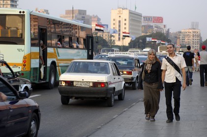 Egypt, Cairo, couple of lovers in the street