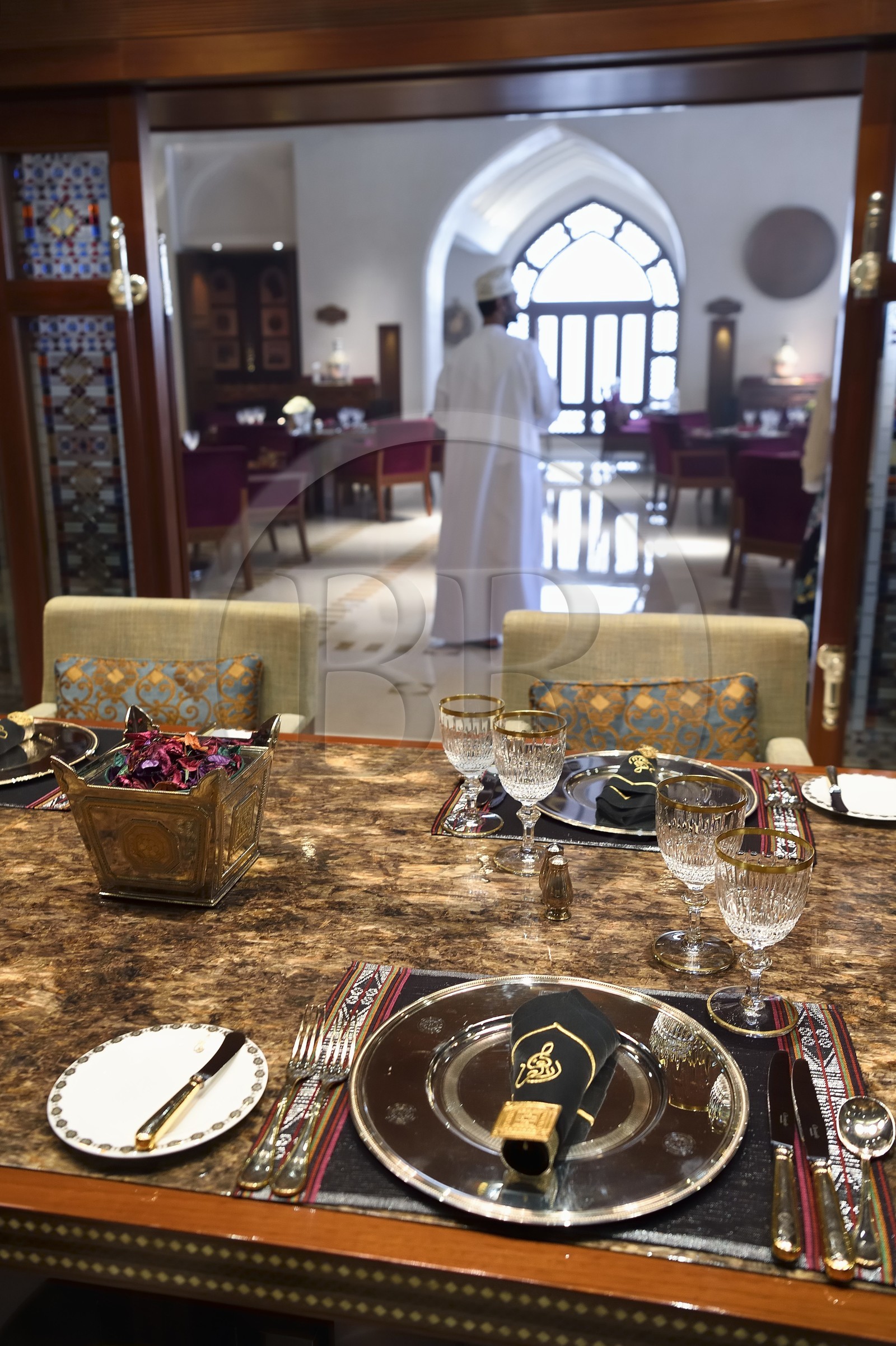 Sultanat d'Oman, Mascate, district Shati Al Qurm, Opera Galleria, luxueux centre commercial de l’Opéra Royal de Mascate, le restaurant Al Angham