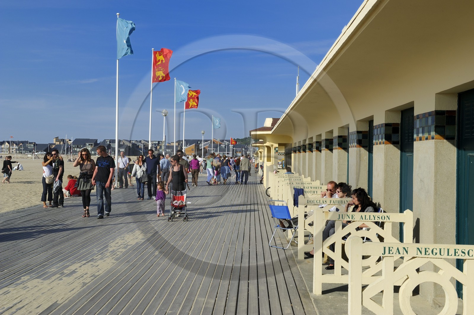 France, Calvados (14), Pays d'Auge, Deauville, la plage, la Promenade des Planches en souvenir des réalisateurs et acteurs de cinéma