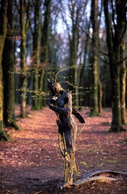 France, Morbihan (56), úuvre d'art dans le parc du domaine de Kerguehennec