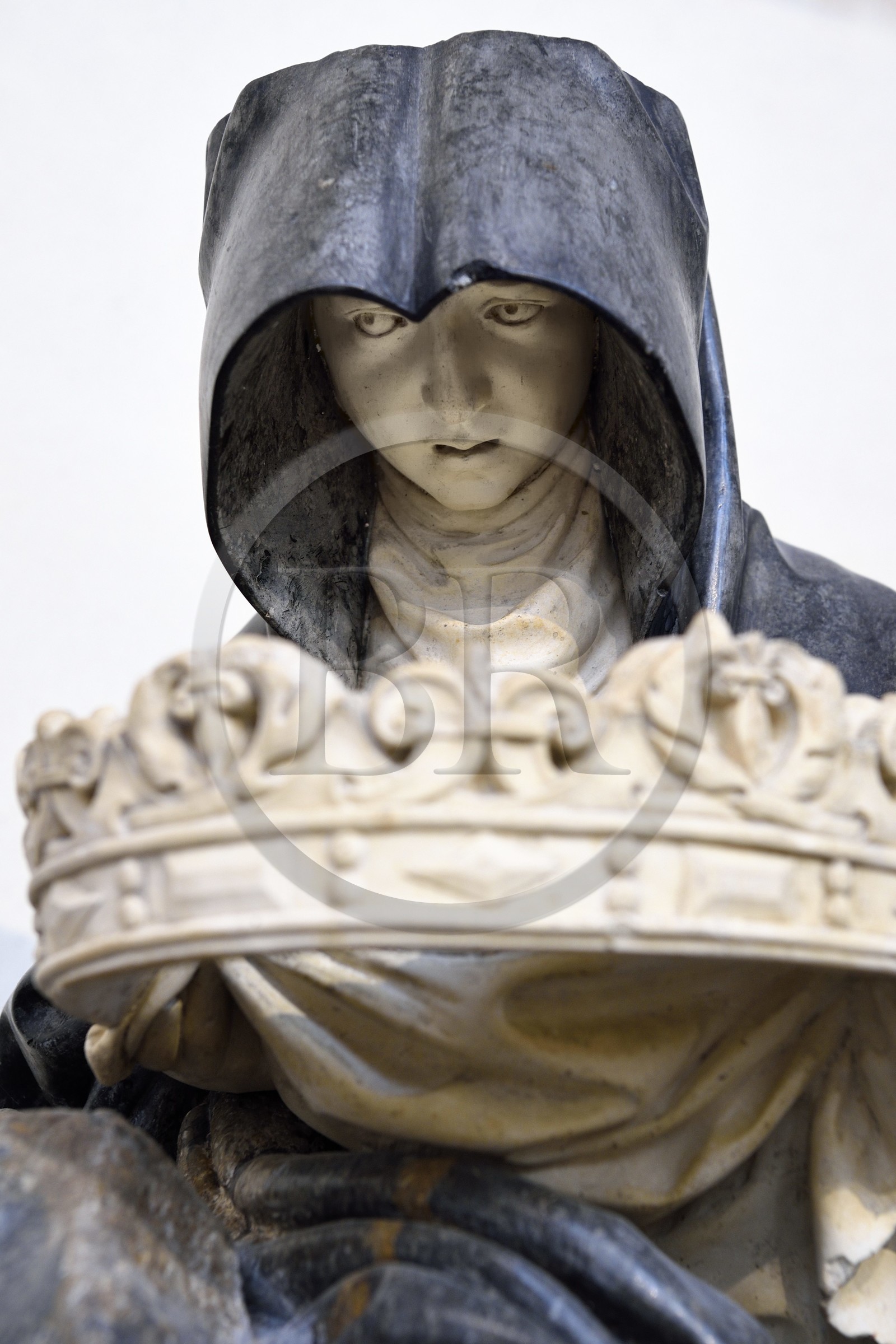 France, Meurthe-et-Moselle, Nancy, Palais Ducal (the Duke of Lorraine's Palace) houses the Historical Museum of Lorraine, Cordeliers Church, recumbent statue of the Duchess Philippe de Gueldre (detail) by the sculptor Ligier Richier (XVIth century)