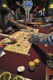 France, Calvados (14), Pays d'Auge, Deauville, le Casino, table de Roulette anglaise