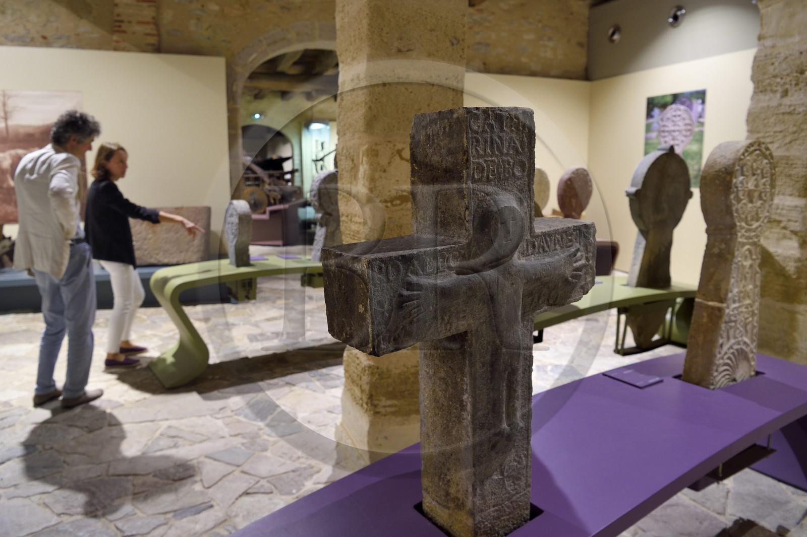 France, Pyrénées-Atlantiques (64), Pays-Basque, Bayonne, Musée Basque, les stèles renvoient directement aux croyances de la mythologie basque France, Pyrénées-Atlantiques (64), Pays-Basque, Bayonne, Musée Basque, les stèles renvoient directement aux croyances de la mythologie basque