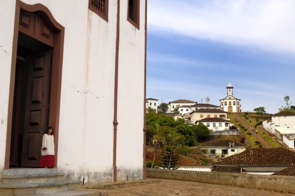 Brazil, Minas Gerais state, Serro, Nossa Senhora do Carmo church and capela de Santa Rita in the background (Gold Route, Estrada Real)