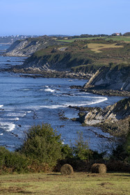 France, Pyrénées-Atlantiques (64), la côte du Pays-Basque, le domaine d'Abbadia géré par le Conservatoire du littoral et la corniche basque