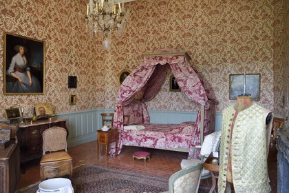 France, Vaucluse (84), Parc Naturel Regional du Luberon, Ansouis, labellisé Les Plus Beaux Villages de France, le chateau d'Ansouis, appartement d'apparat du XVIIè siècle