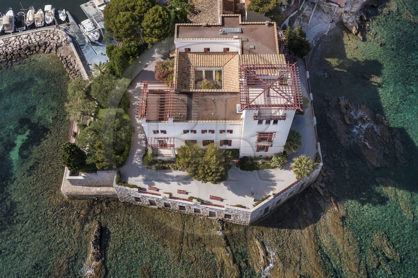 France, Alpes-Maritimes (06),  France, Alpes Maritimes (06), Beaulieu sur Mer, villa Kerylos de style neo-grec construite en 1908 par architecte Emmanuel Pontremoli (vue aérienne)