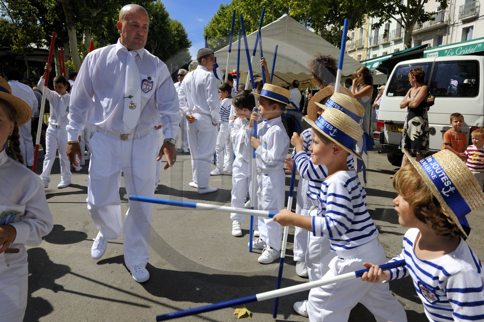France, Hérault (34), Sète, fête de la Saint Louis, défilé des jouteurs, la relève est prête