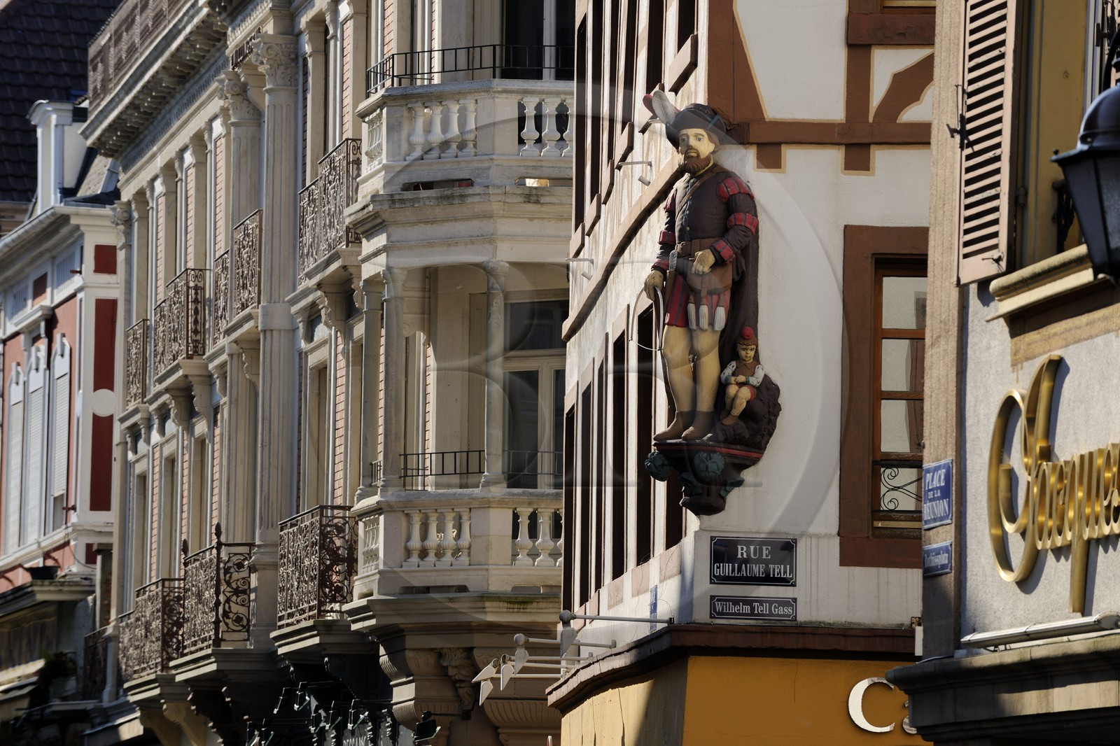France, Haut-Rhin (68), Mulhouse, le café Guillaume Tell passage de l'Hôtel de Ville France, Haut-Rhin (68), Mulhouse, le café Guillaume Tell passage de l'Hôtel de Ville
