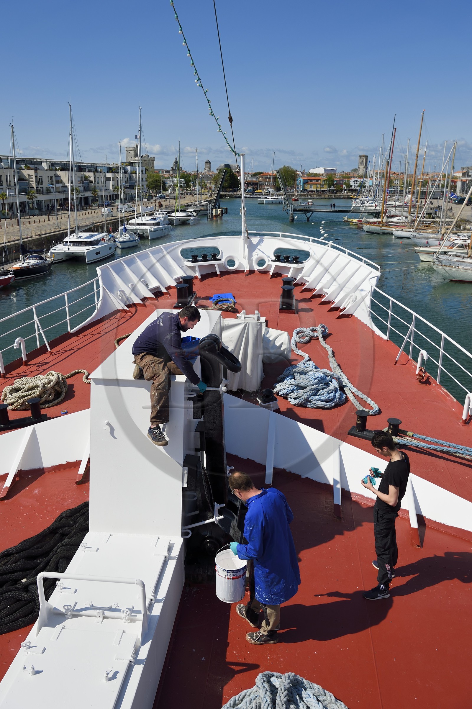 France, Charente-Maritime (17), La Rochelle, le bassin des grands yachts, la frégate météorologique France I, navire amiral du Musée Maritime