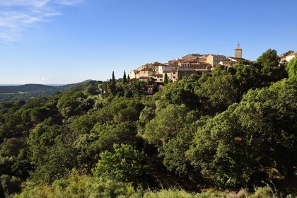 France, Var (83), Presqu'Ile de Saint-Tropez, le village perché de Ramatuelle