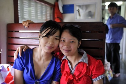 Vietnam, day train from Lao Cai to Hanoi, class Sat hard without climatisation