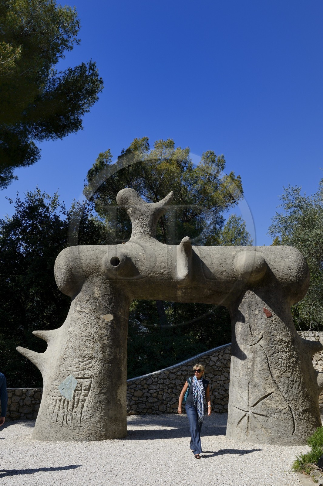 France, Alpes-Maritimes (06), Saint Paul de Vence, Fondation Maeght, musée d'art contemporain, labyrinthe Miro