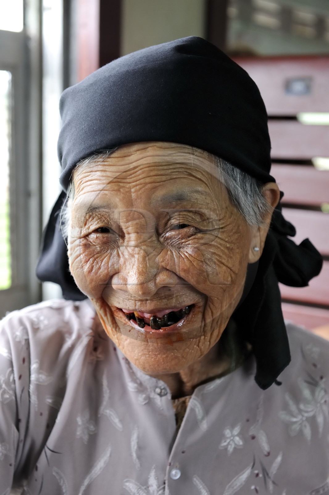 Vietnam, train de jour de Lao Cai à Hanoï, classe assis dur non climatisé