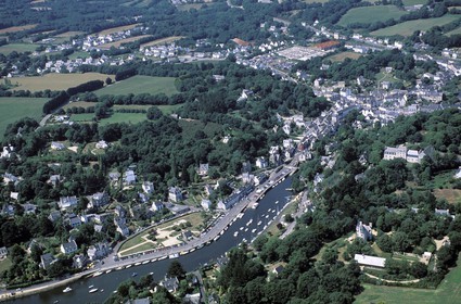 France, Finistère (29), Pont-Aven (vue aérienne)