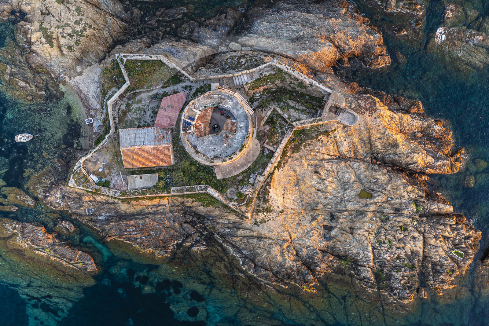 France, Var (83), Iles d'Hyères, parc national de Port Cros, Ile de Porquerolles, Fort du Petit Langoustier datant du XVIIème siècle sur son ilot (vue aérienne)