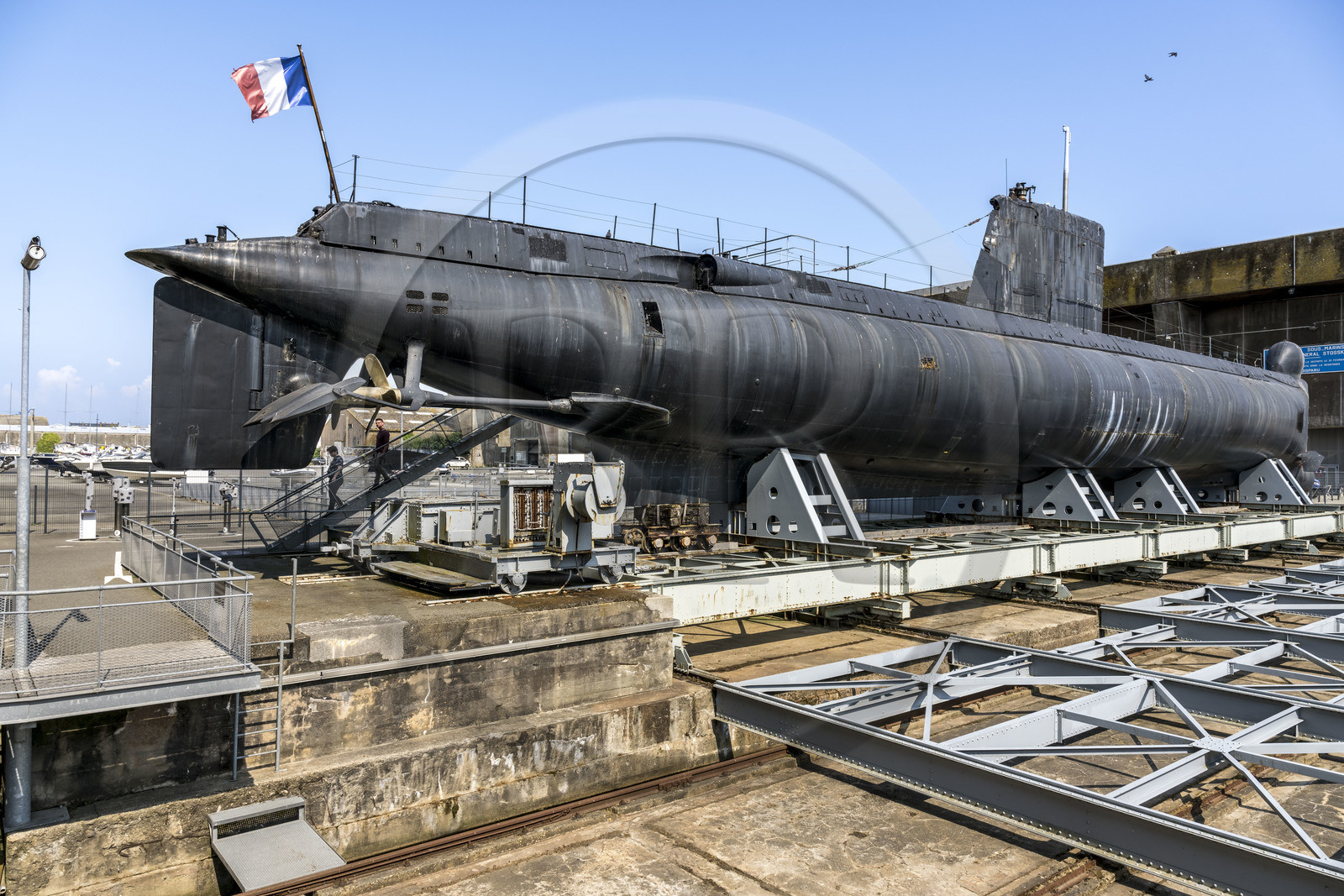 France, Morbihan (56), Lorient, Lorient La Base, ancienne base de sous-marins construite par les Allemands durant la Seconde Guerre mondiale, sous-marin Flore S645 en service de 1964 à 1989 et son musée