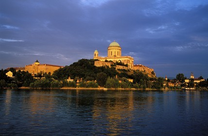 Hungary, Komarom-Esztergom county, Esztergom and the basilica (the biggest in the country)