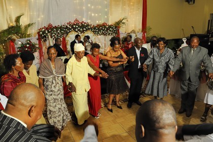 Tanzanie, Dar es-Salaam, mariage de Joseph F.Mrena et Linal Bhato à l'hôtel Mövenpick