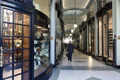 United Kingdom, London, Piccadilly at the corner of Piccadilly Arcade, the famed Florentine pharmacy Santa Maria Novella selling perfumes