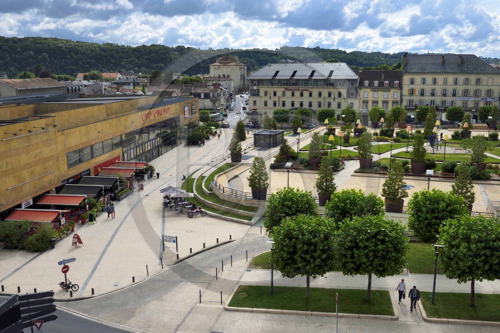 France, Dordogne (24), Périgord Blanc, Périgueux, la place Francheville et le quartier de la Cité en arrière plan