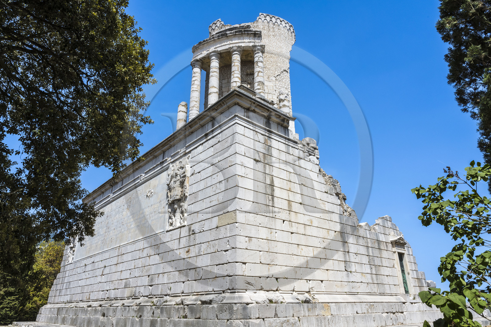 France, Alpes-Maritimes (06), La Turbie, Trophée d'Auguste ou Trophée des Alpes, monument romain édifié en l'an 6 avant J.-C.