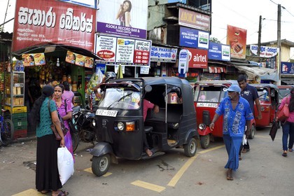 Sri Lanka, Sabaragamuwa Province, Kiriella Junction, shopping street