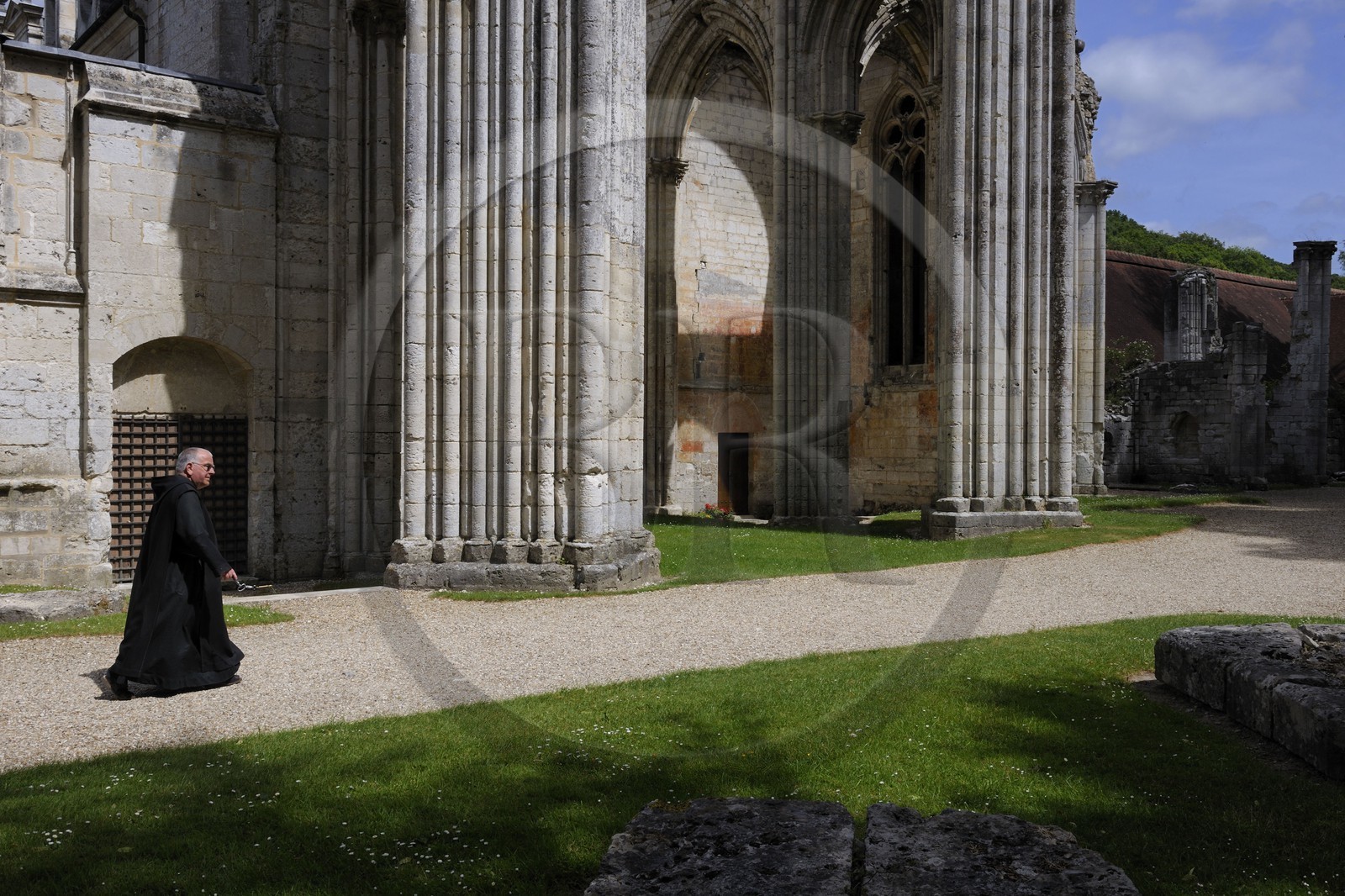 France, Seine-Maritime (76), Saint-Wandrille-Rançon, Abbaye de Saint-Wandrille, anciennement abbaye de Fontenelle, abbaye bénédictine fondée au VIIe siècle, ruines de l'église abbatiale Saint-Pierre