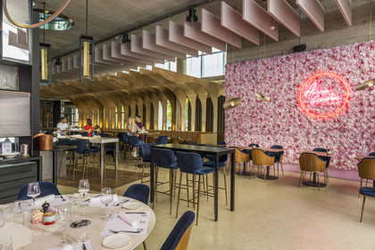 France, Herault, Montpellier, Port Marianne district, Le Nuage building by designer Philippe Starck, restaurant Avva Garden