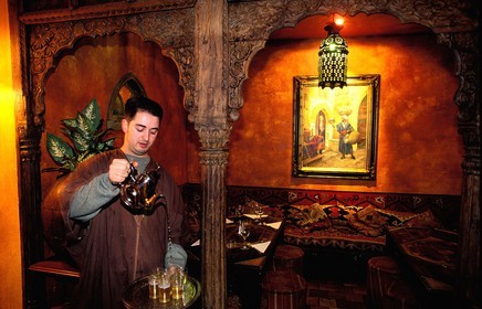 France, Paris 11ème (75), Le Souk restaurant maghrébin rue Keller